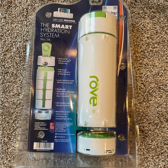 Water bottle/ Bluetooth speaker/ phone stand - Picture 2 of 2